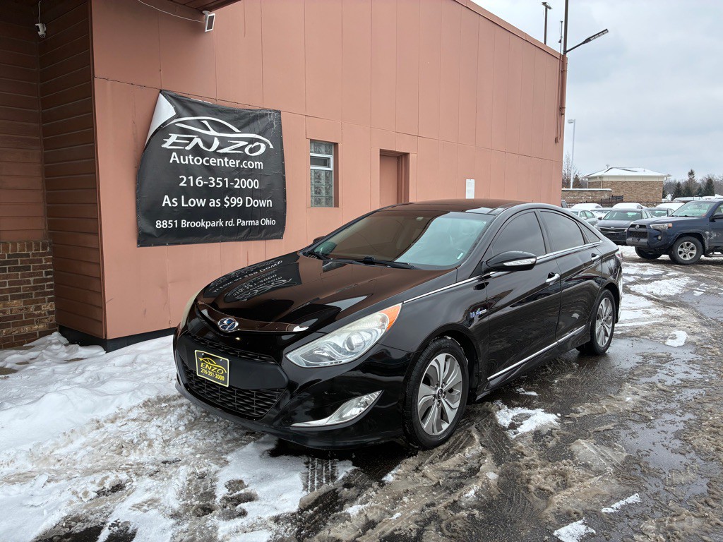 2015 Hyundai Sonata Image 1