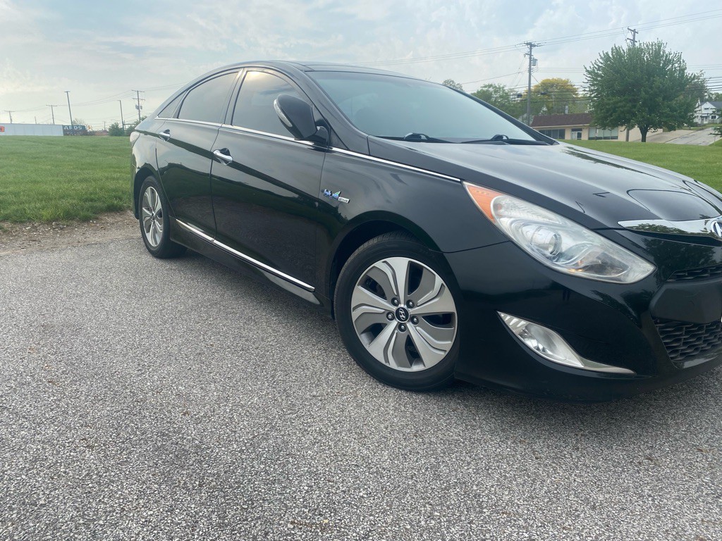 2015 Hyundai Sonata Image 3