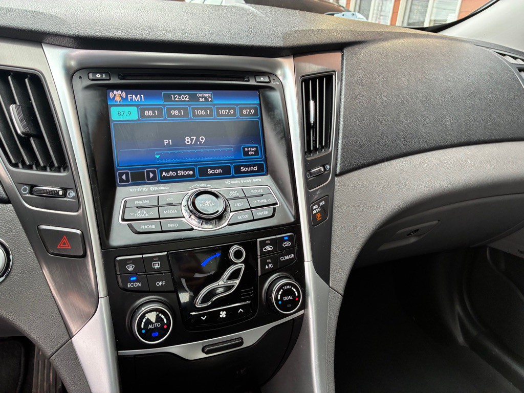 2015 Hyundai Sonata Image 13