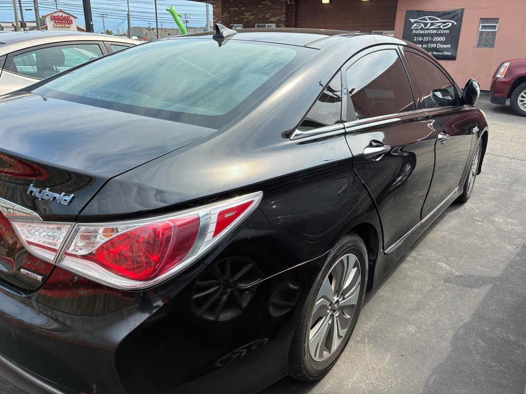 2015 Hyundai Sonata Image 23