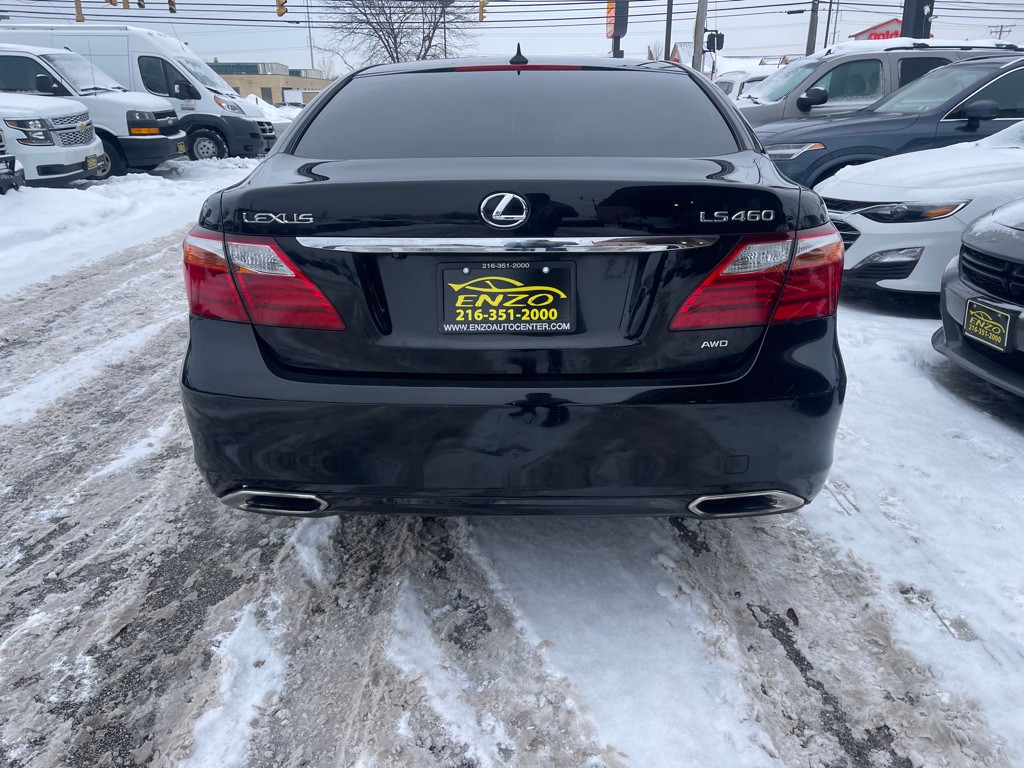 2010 Lexus LS Image 35