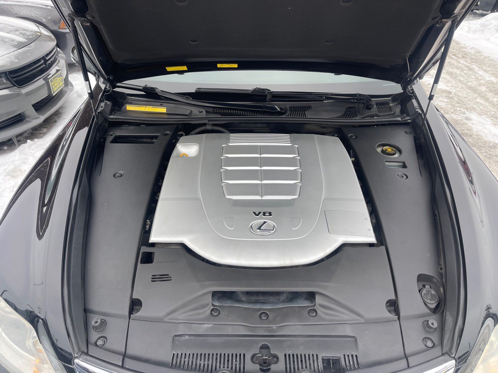 2010 Lexus LS Image 29