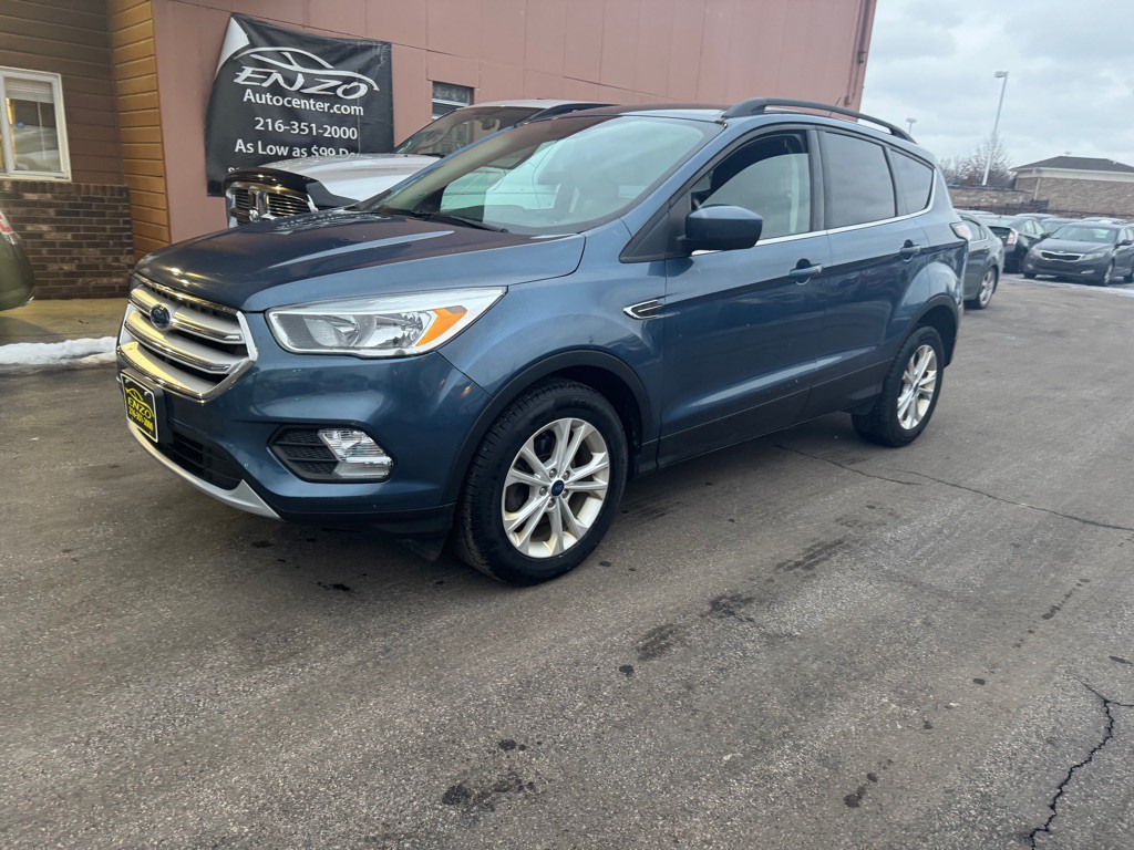 2018 Ford Escape Image 2