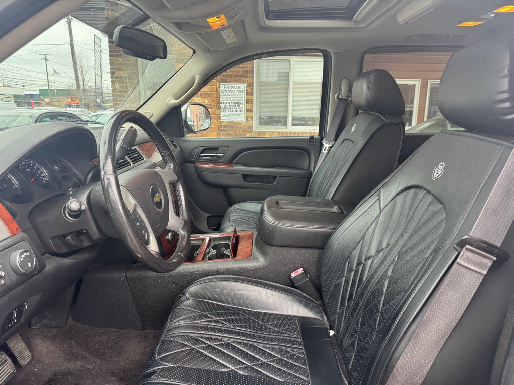 2014 Chevrolet Tahoe Image 3