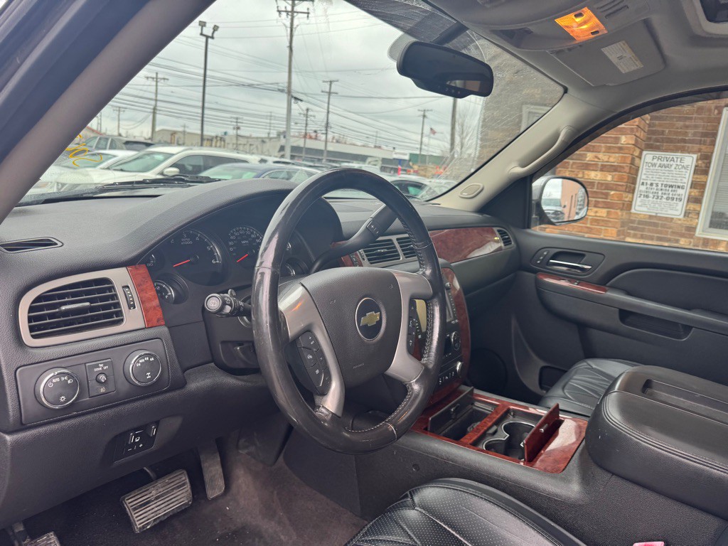 2014 Chevrolet Tahoe Image 7