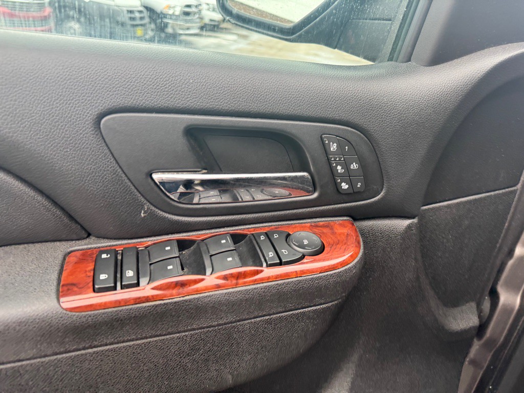 2014 Chevrolet Tahoe Image 8