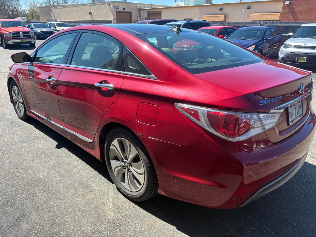 2015 Hyundai Sonata Image 6
