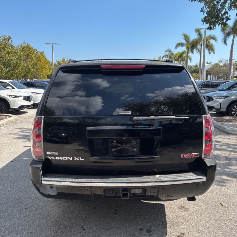 2011 GMC Yukon Image 7
