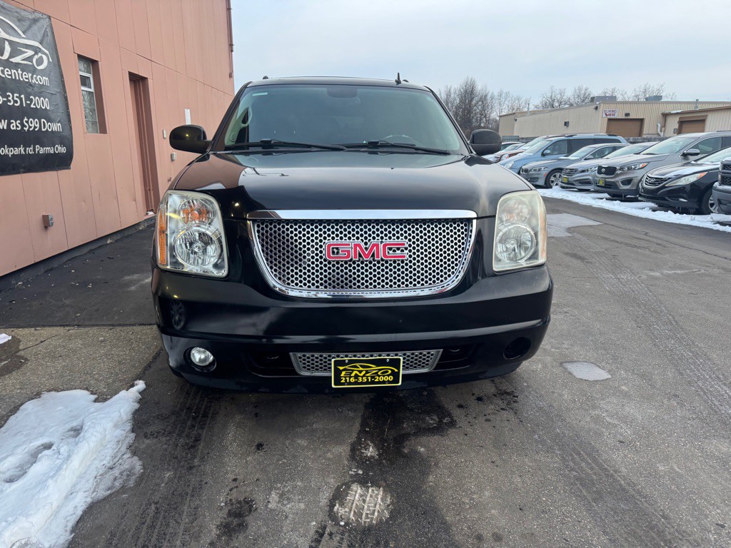 2011 GMC Yukon Image 10