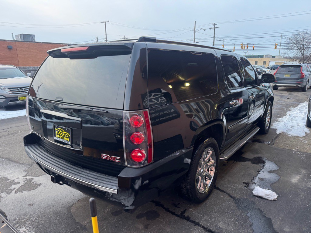 2011 GMC Yukon Image 14