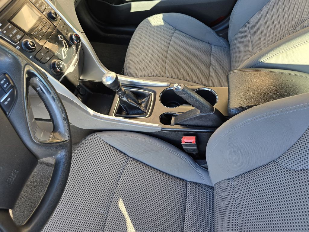 2011 Hyundai Sonata Image 6