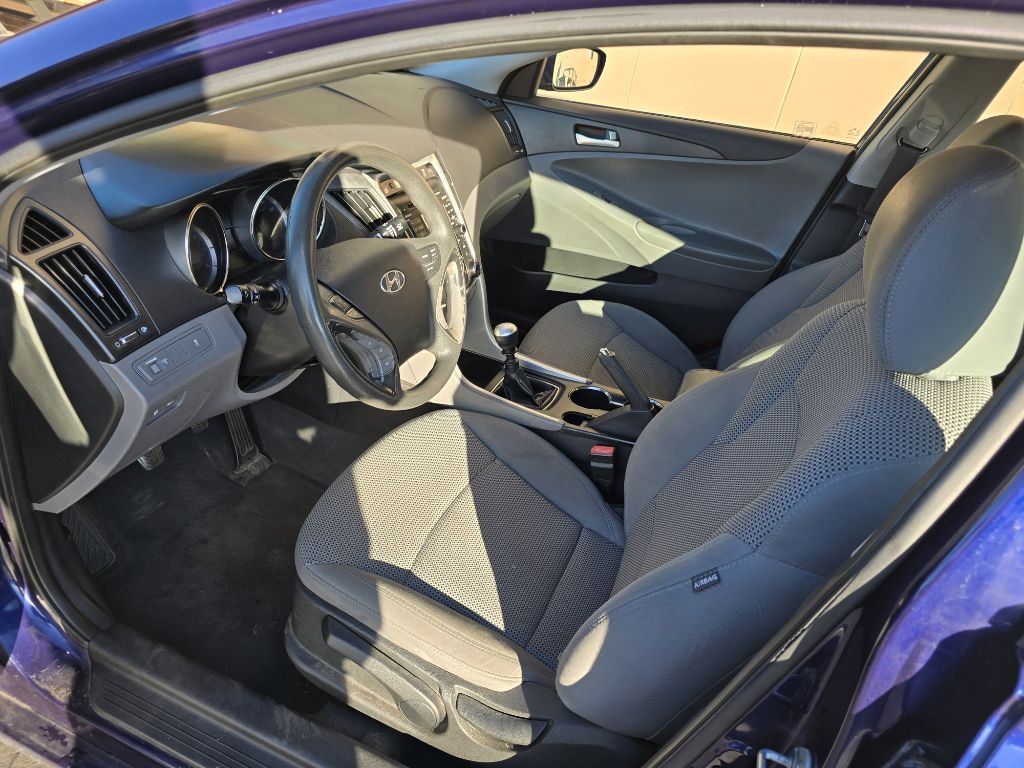 2011 Hyundai Sonata Image 26