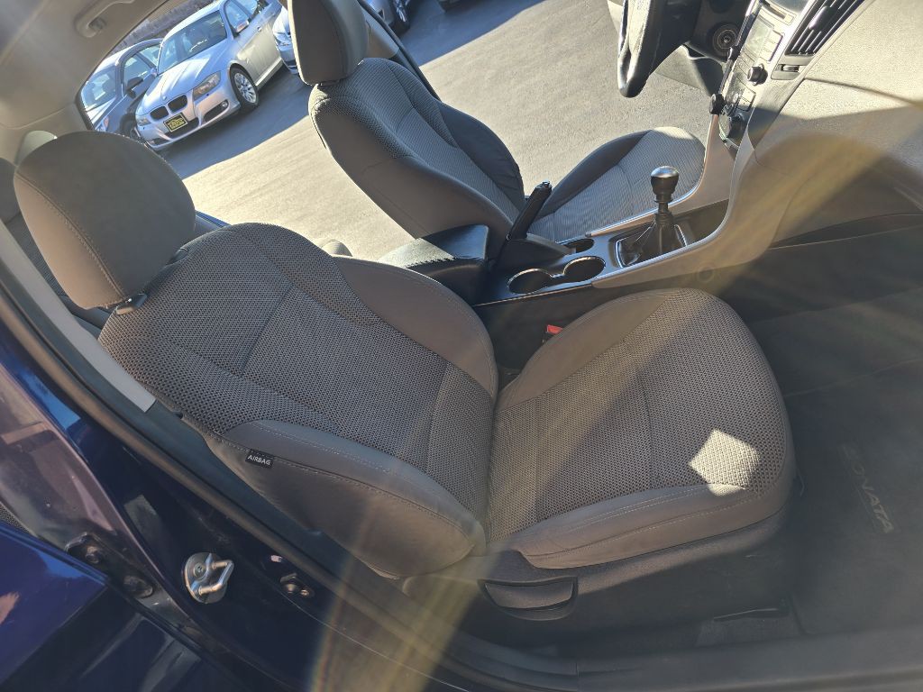 2011 Hyundai Sonata Image 30