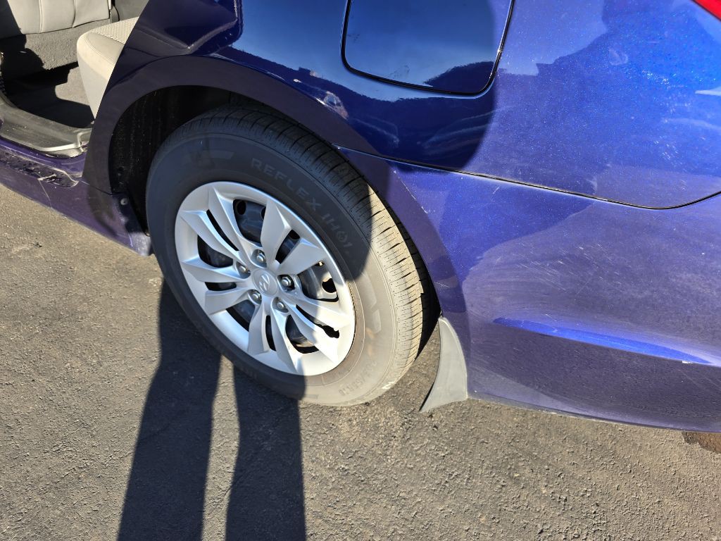 2011 Hyundai Sonata Image 40