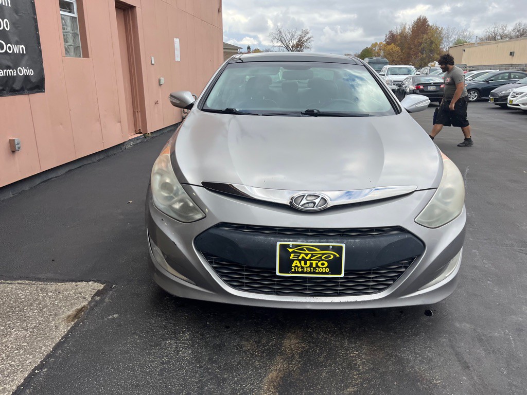 2011 Hyundai Sonata Image 4