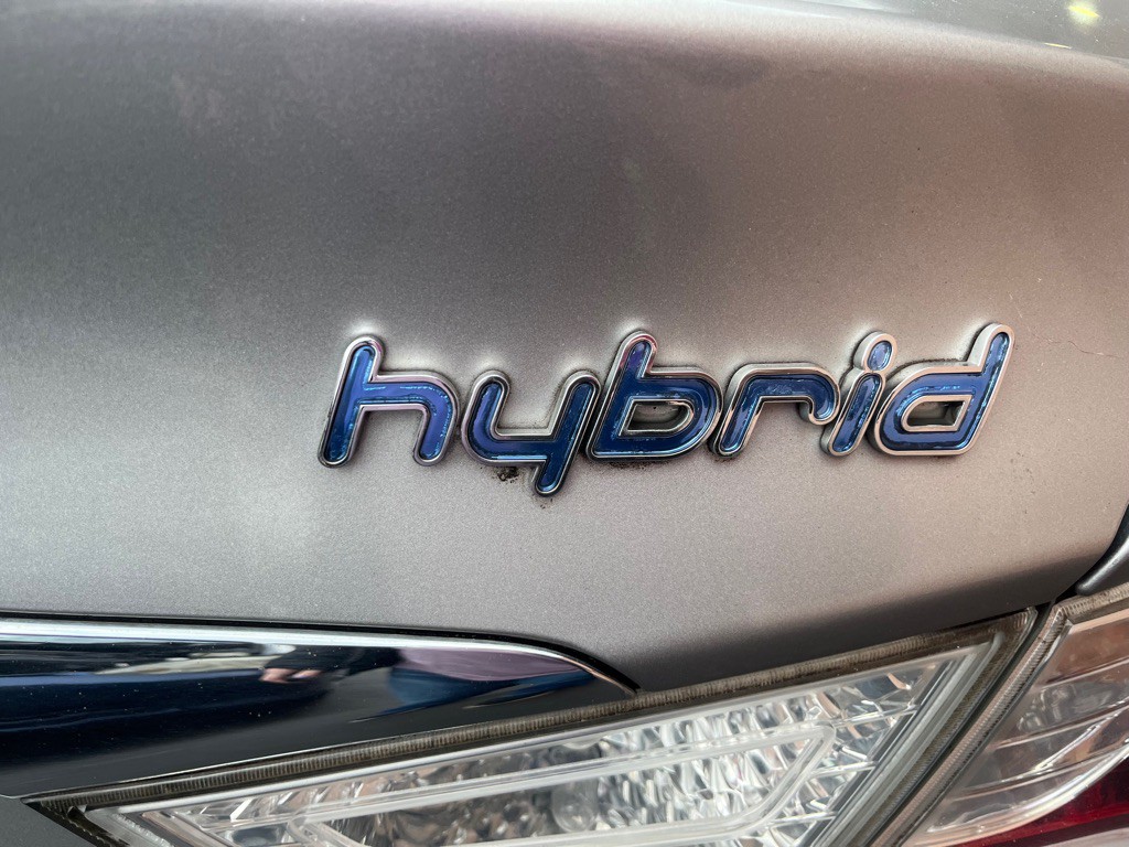 2011 Hyundai Sonata Image 9