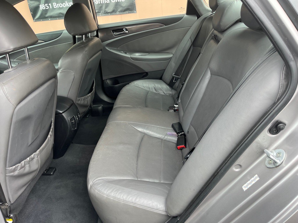 2011 Hyundai Sonata Image 11