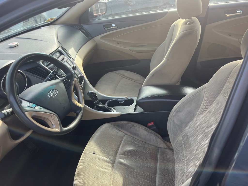 2012 Hyundai Sonata Image 6
