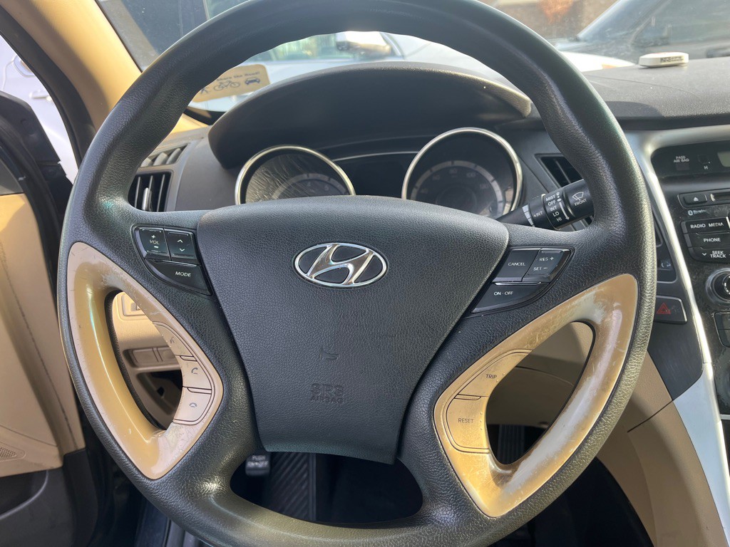 2012 Hyundai Sonata Image 8