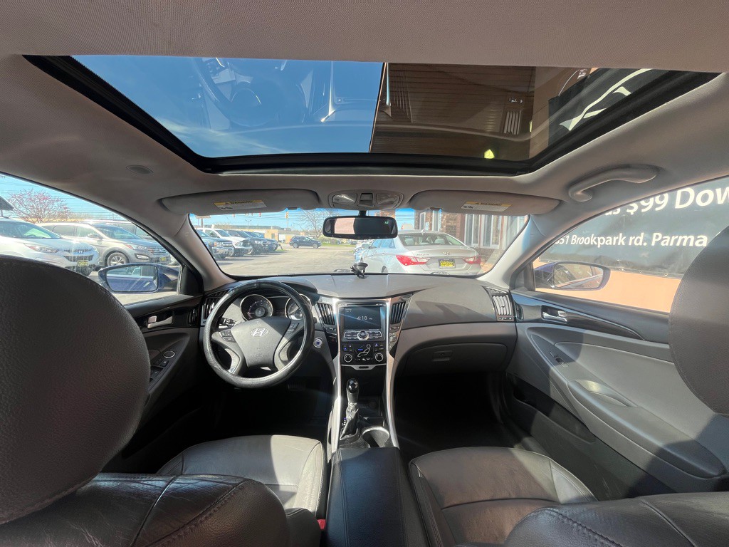 2012 Hyundai Sonata Image 6