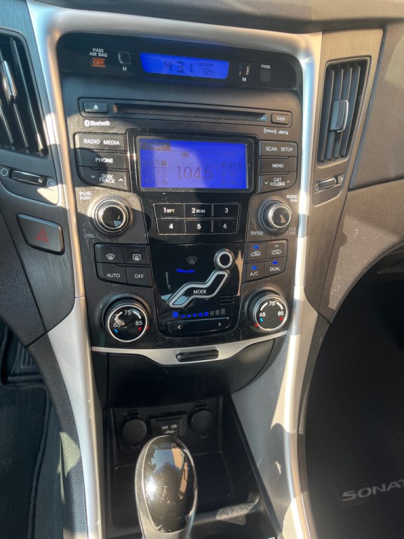 2012 Hyundai Sonata Image 12