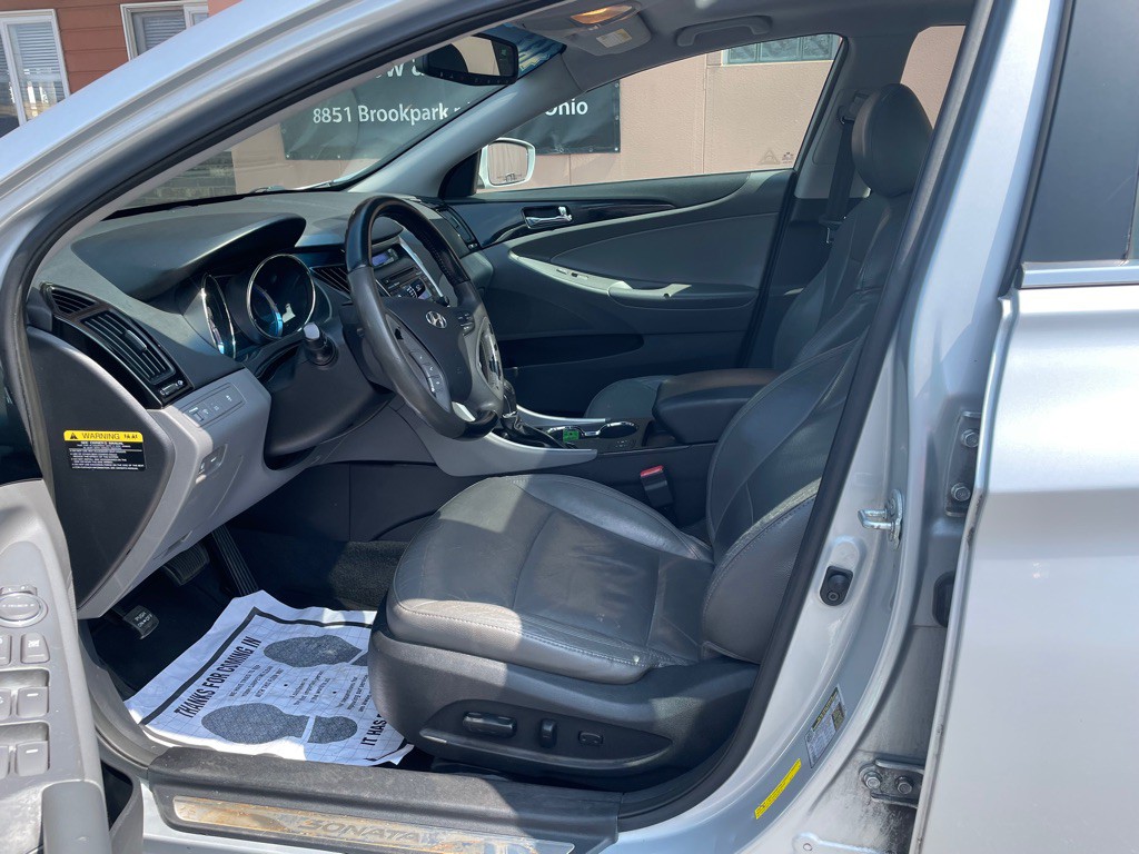 2013 Hyundai Sonata Image 11