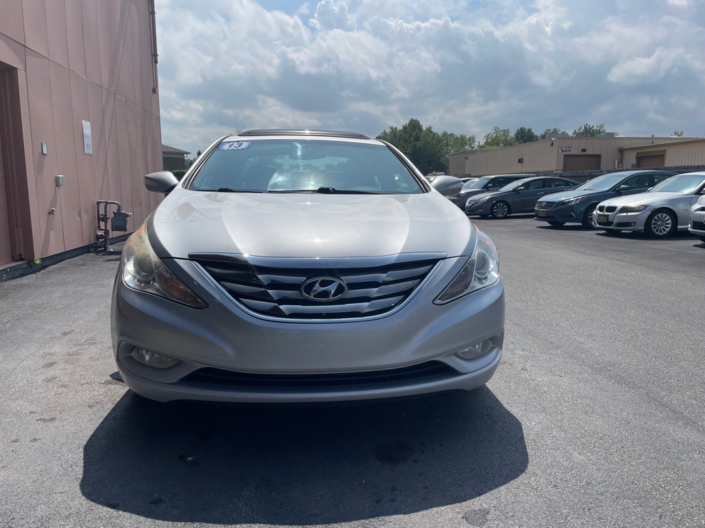 2013 Hyundai Sonata Image 10