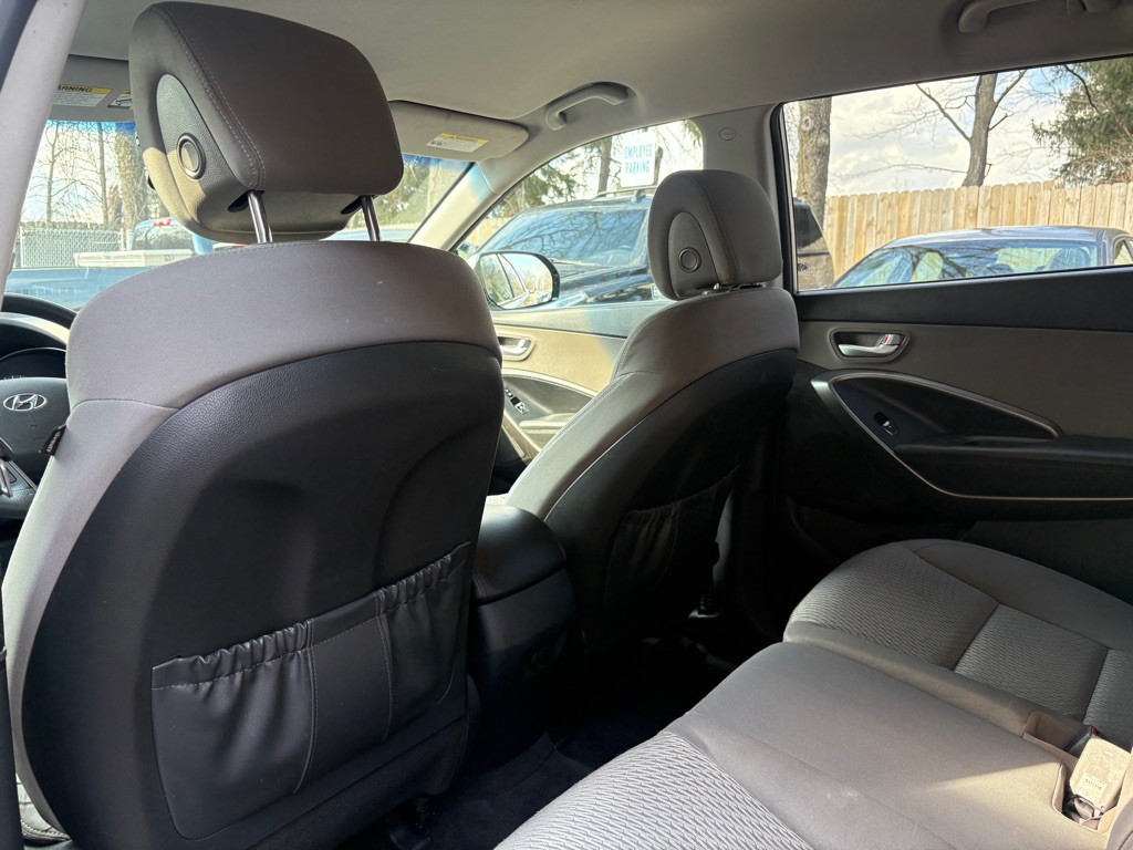 2018 Hyundai Santa Fe Image 15