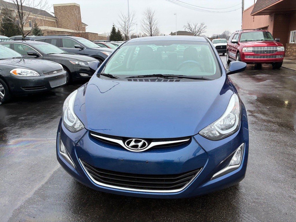 2015 Hyundai Elantra Image 3