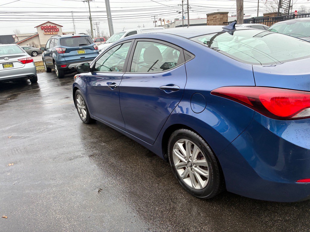 2015 Hyundai Elantra Image 7