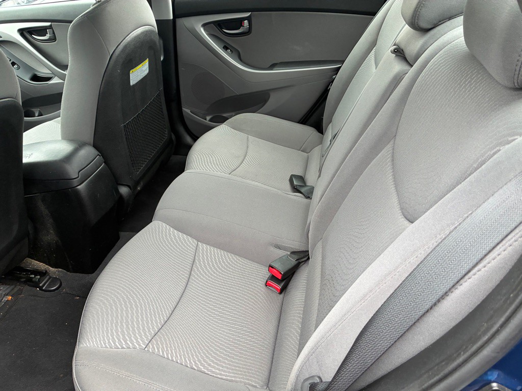 2015 Hyundai Elantra Image 10