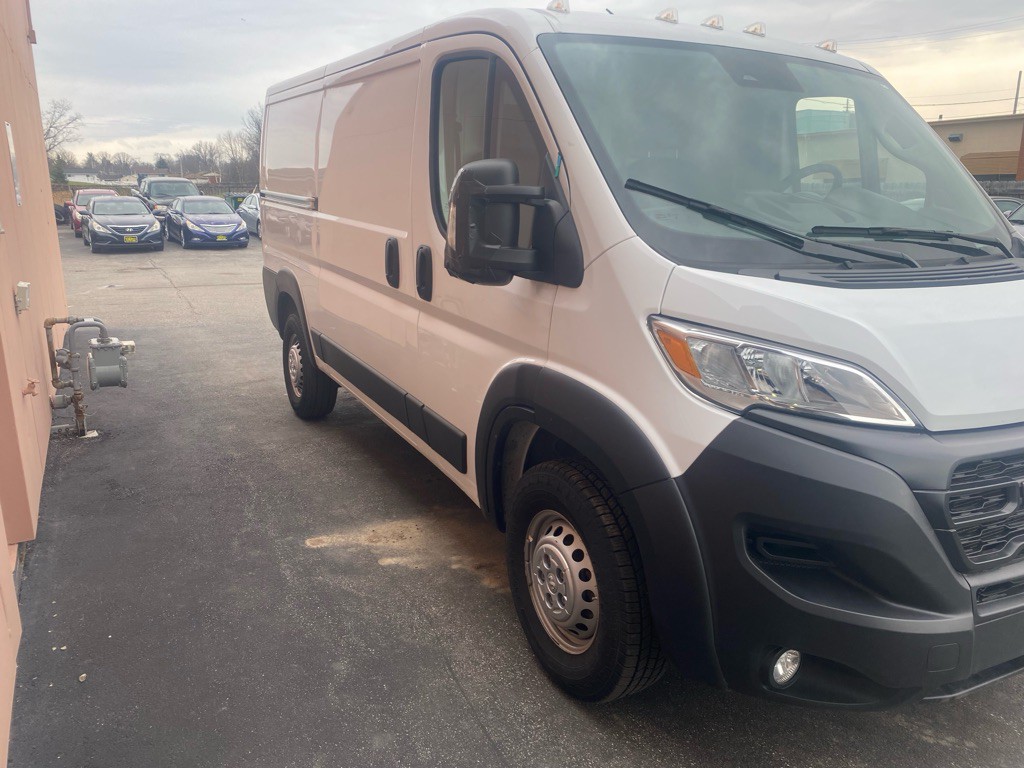 2024 RAM Promaster Image 4