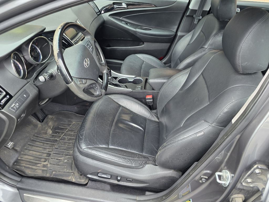 2011 Hyundai Sonata Image 8