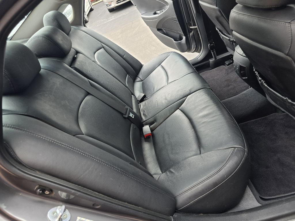 2011 Hyundai Sonata Image 16