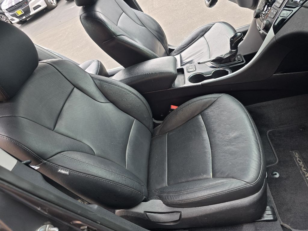 2011 Hyundai Sonata Image 20