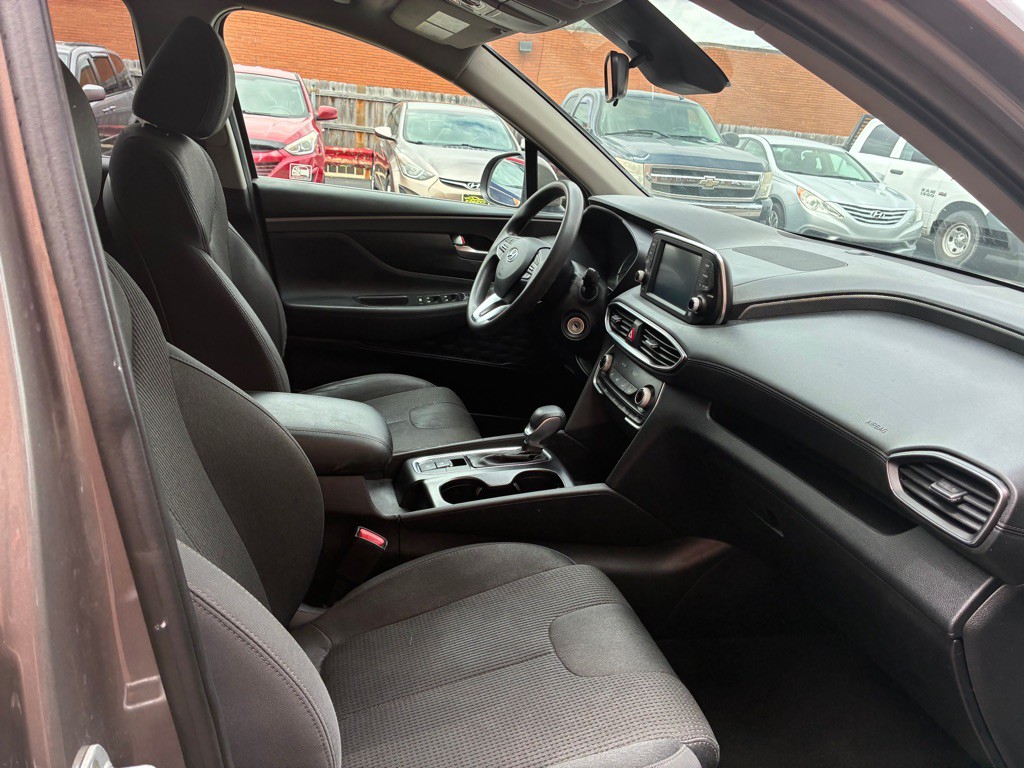 2019 Hyundai Santa Fe Image 12