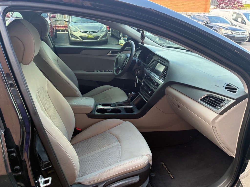 2016 Hyundai Sonata Image 10