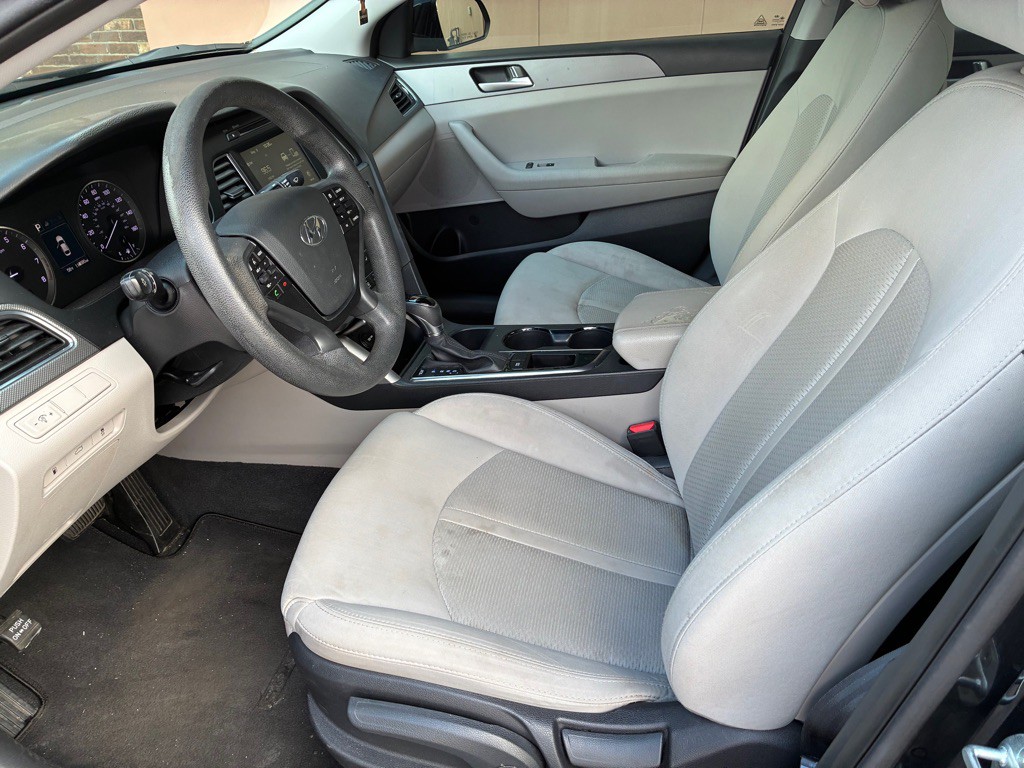 2016 Hyundai Sonata Image 12