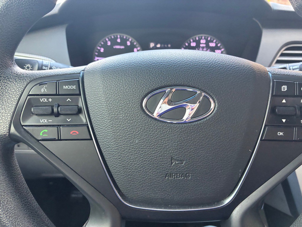2016 Hyundai Sonata Image 19