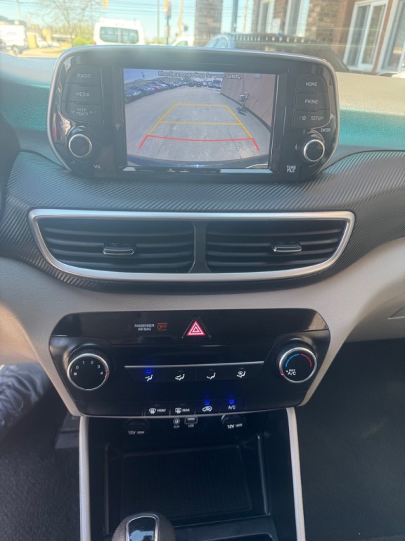 2019 Hyundai Tucson Image 17