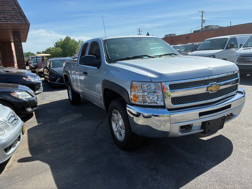 2012 Chevrolet Silverado 1500 Image 4