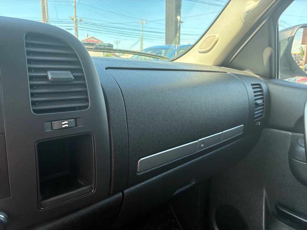 2012 Chevrolet Silverado 1500 Image 16