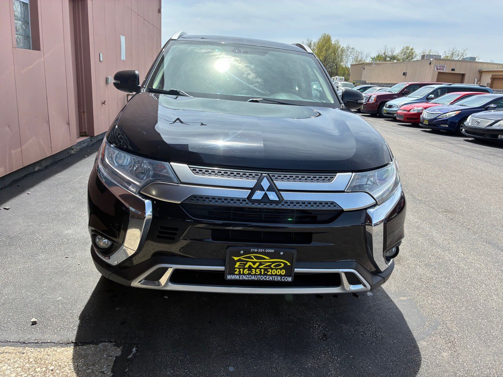 2019 Mitsubishi Outlander Image 4