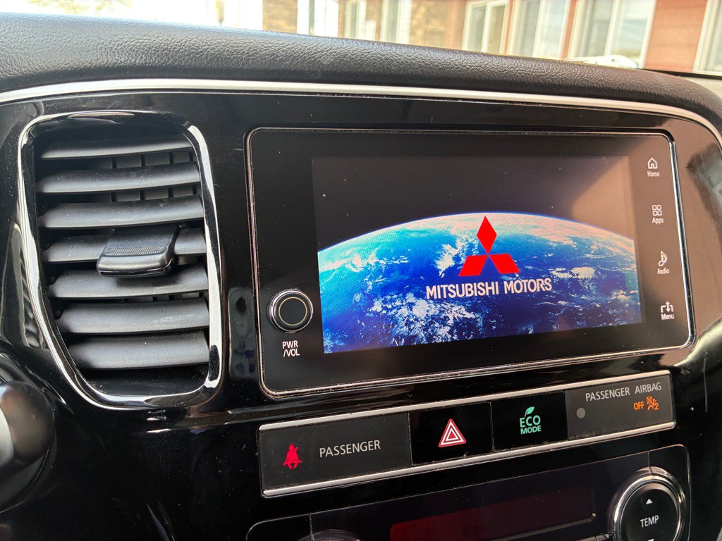 2019 Mitsubishi Outlander Image 15