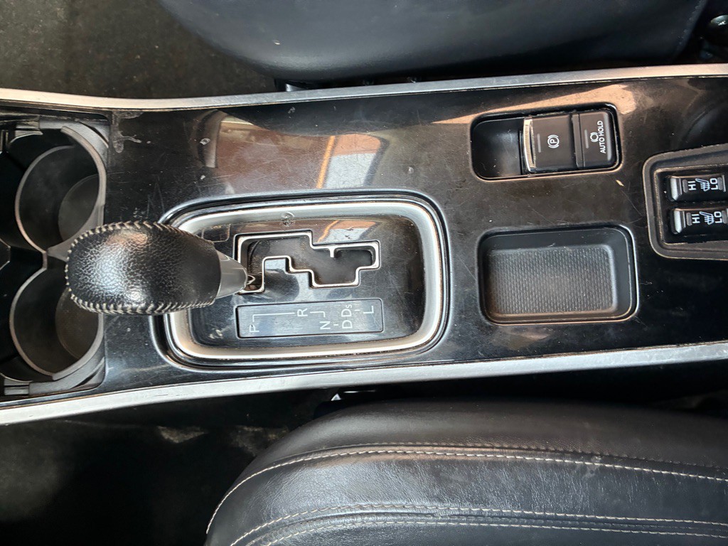 2019 Mitsubishi Outlander Image 17