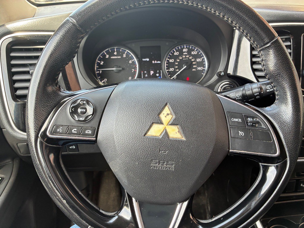 2019 Mitsubishi Outlander Image 19