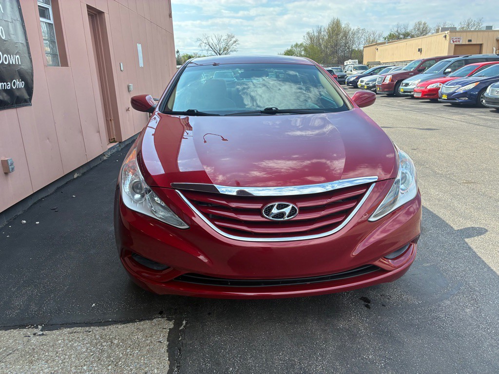 2011 Hyundai Sonata Image 4