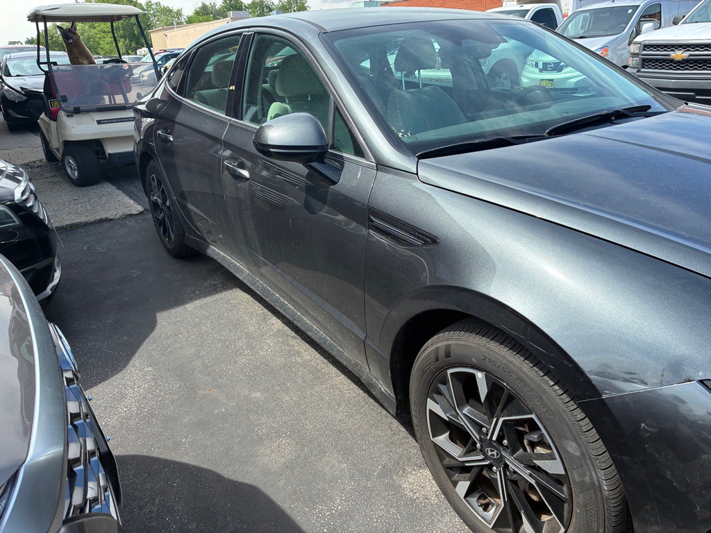 2025 Hyundai Sonata Image 3