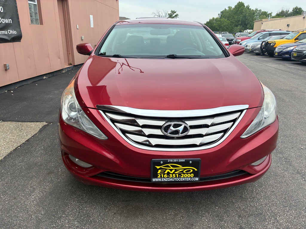 2011 Hyundai Sonata Image 4