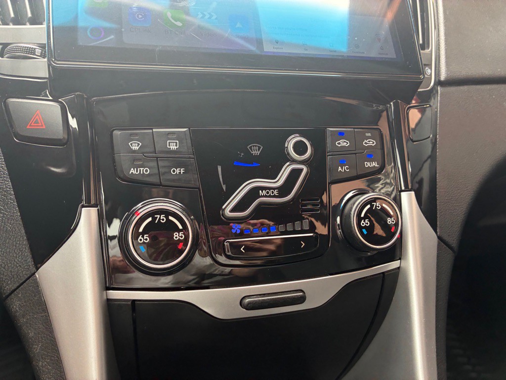 2011 Hyundai Sonata Image 18